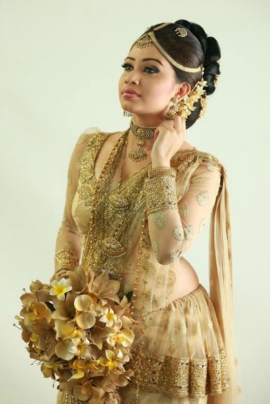 Sri-lankan-wedding-saree-blouse-designs (2) - FashionShala